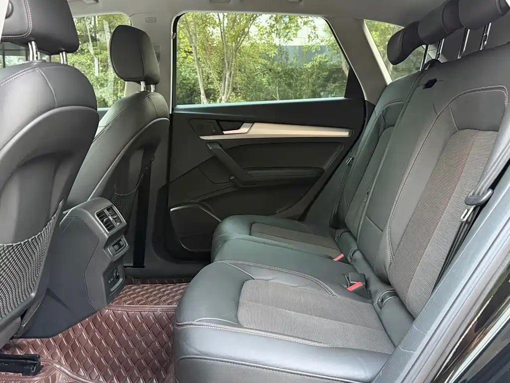Audi Q5L — миниатюра 8