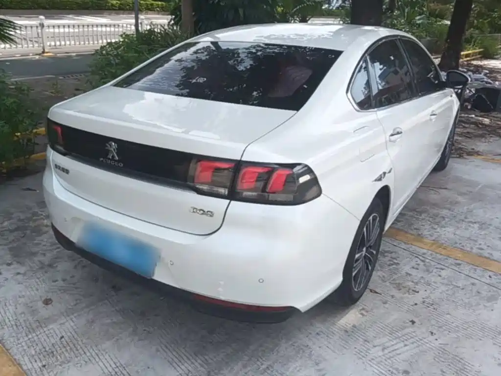 Peugeot 308 — миниатюра 7