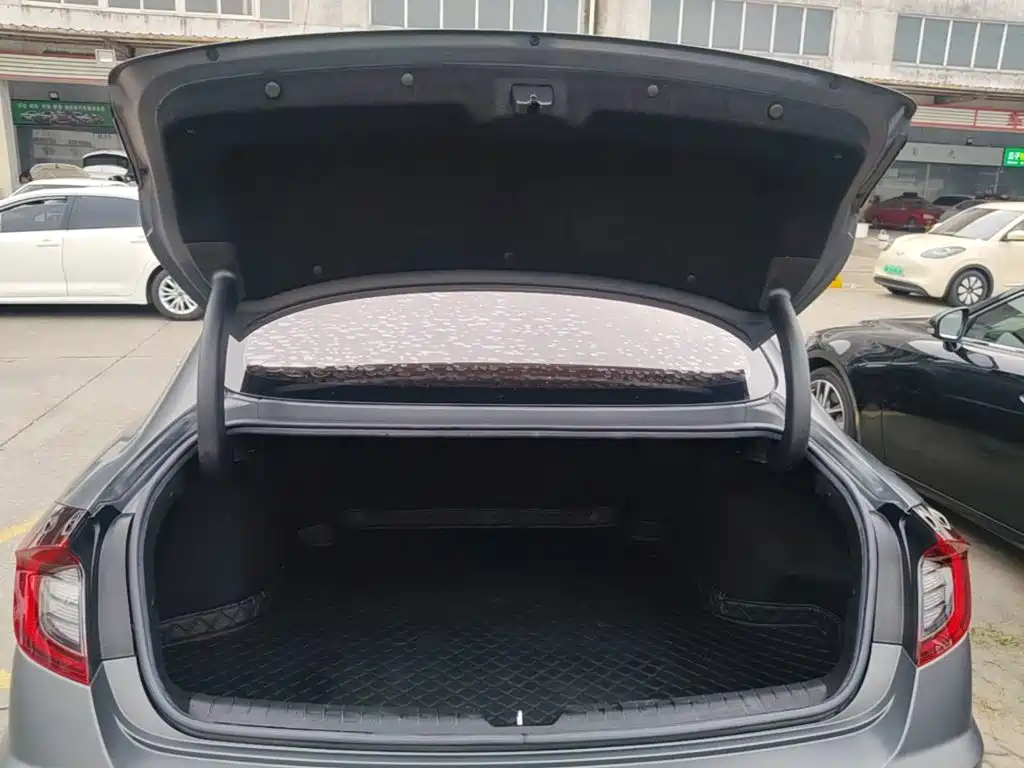 Hyundai Sonata — миниатюра 19