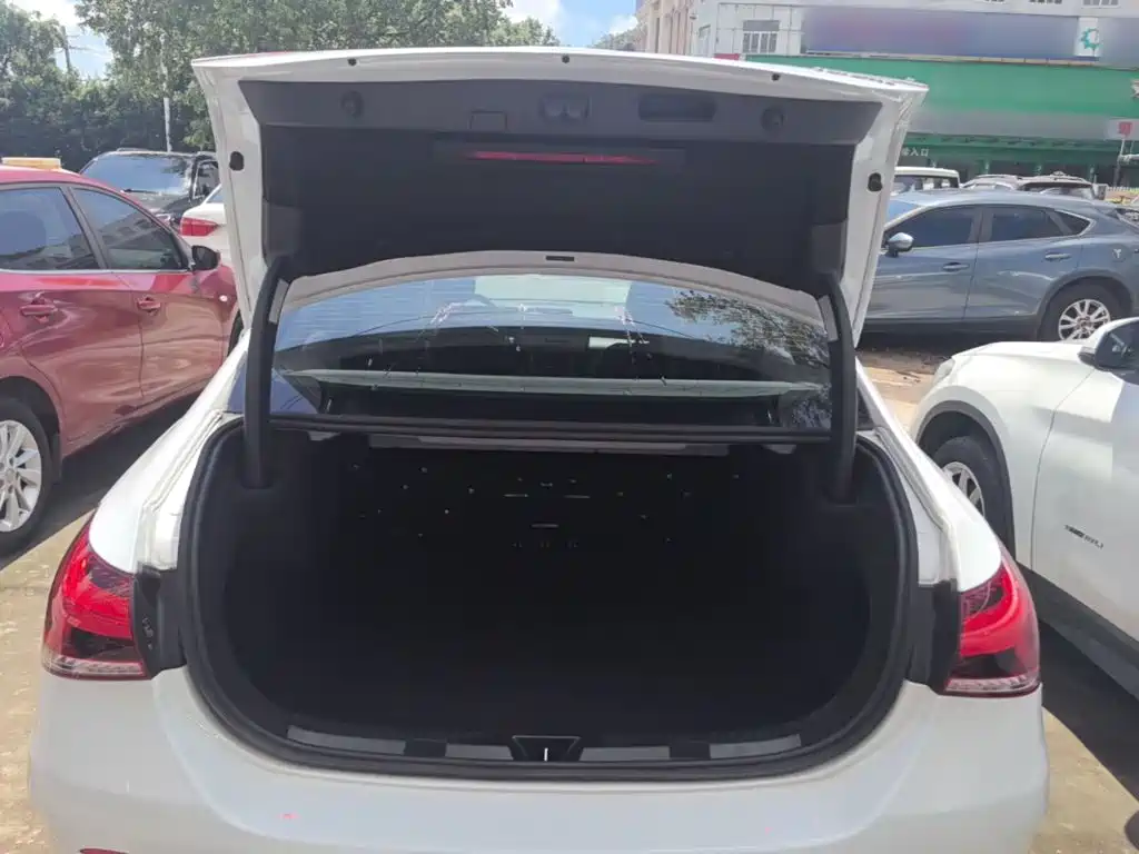 Mercedes-Benz A-Class — миниатюра 19