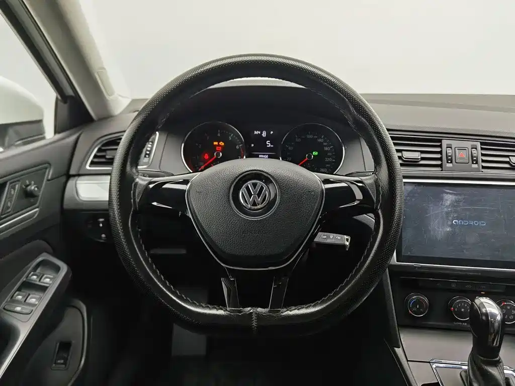 Volkswagen Lamando — миниатюра 11