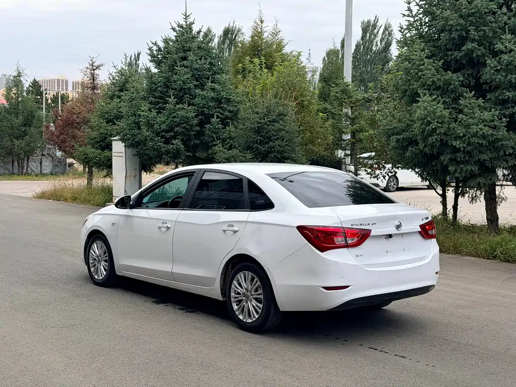 Buick Excelle — миниатюра 4
