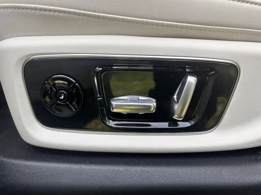 Li Auto Li L9 — миниатюра 6