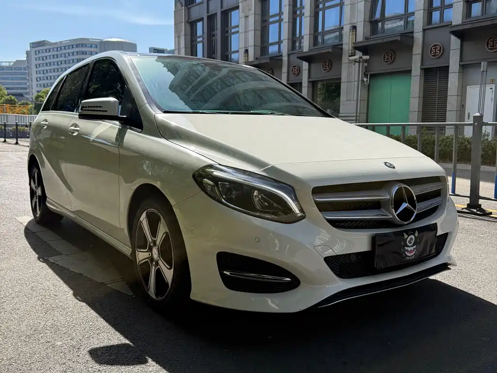 Mercedes-Benz B-Class B 2015 B 200 Fashion