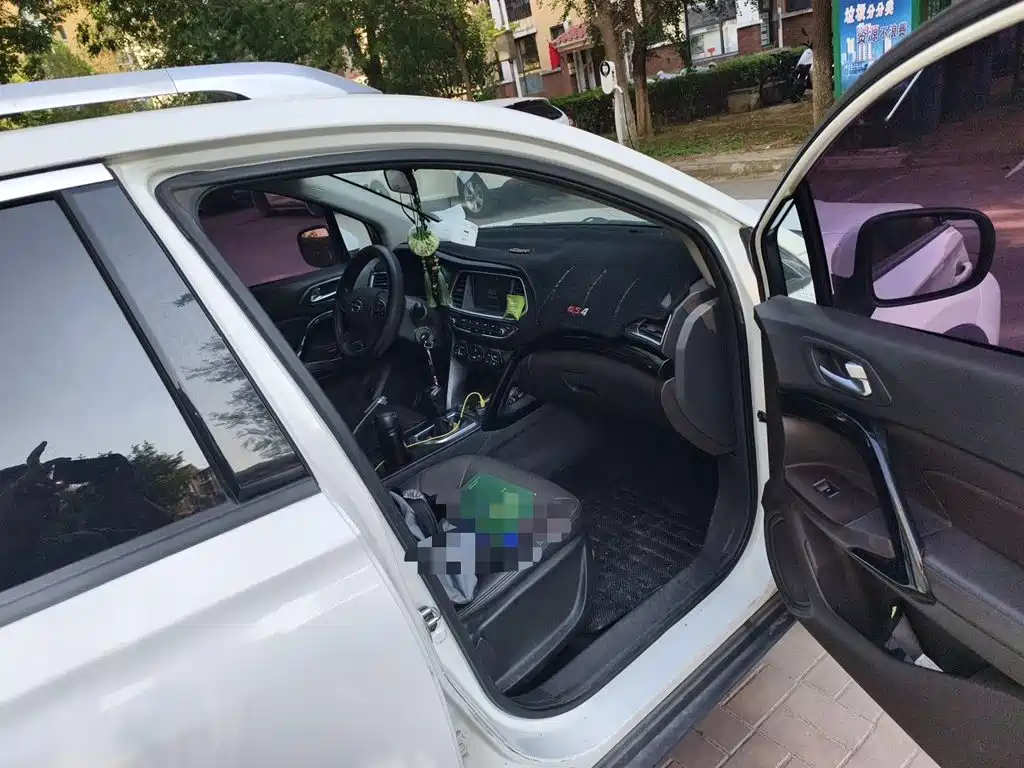 GAC Motor Trumpchi GS4 — миниатюра 17