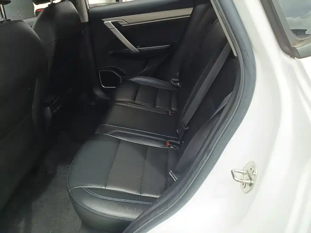 Geely Binyue NEV — миниатюра 17