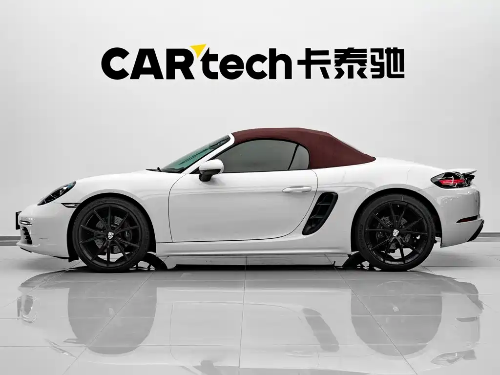 Porsche 718 2022 Boxster 2.0T