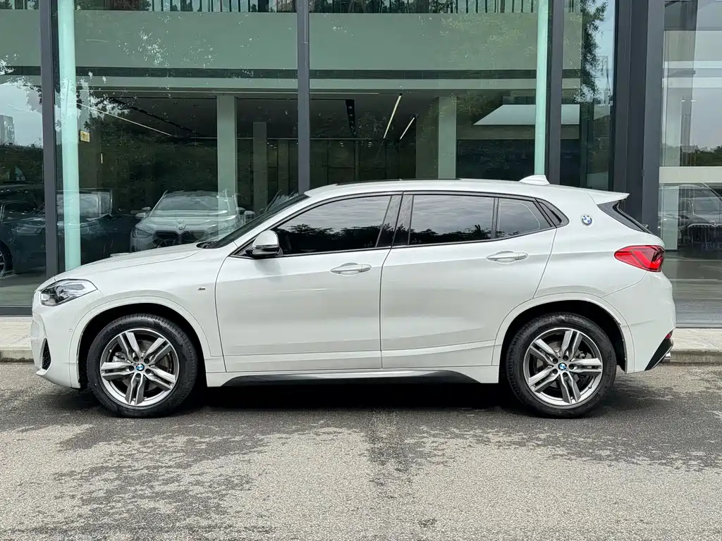 BMW X2 — миниатюра 4