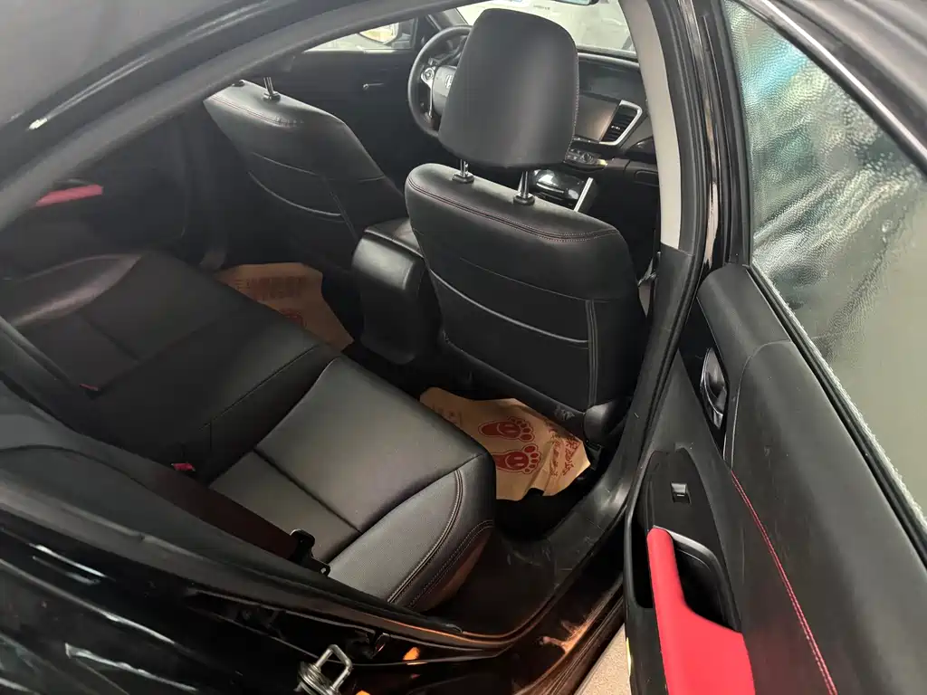 Honda Accord — миниатюра 7