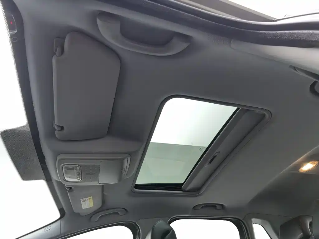Peugeot 3008 — миниатюра 14