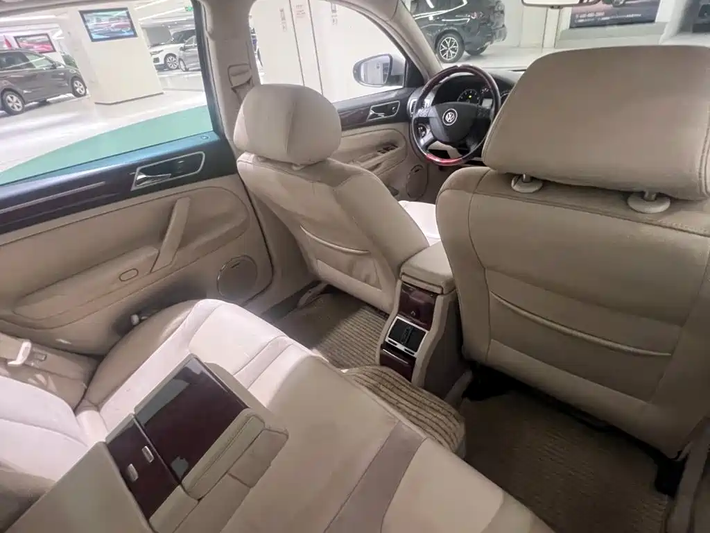 Volkswagen Passat Lingyu — миниатюра 8