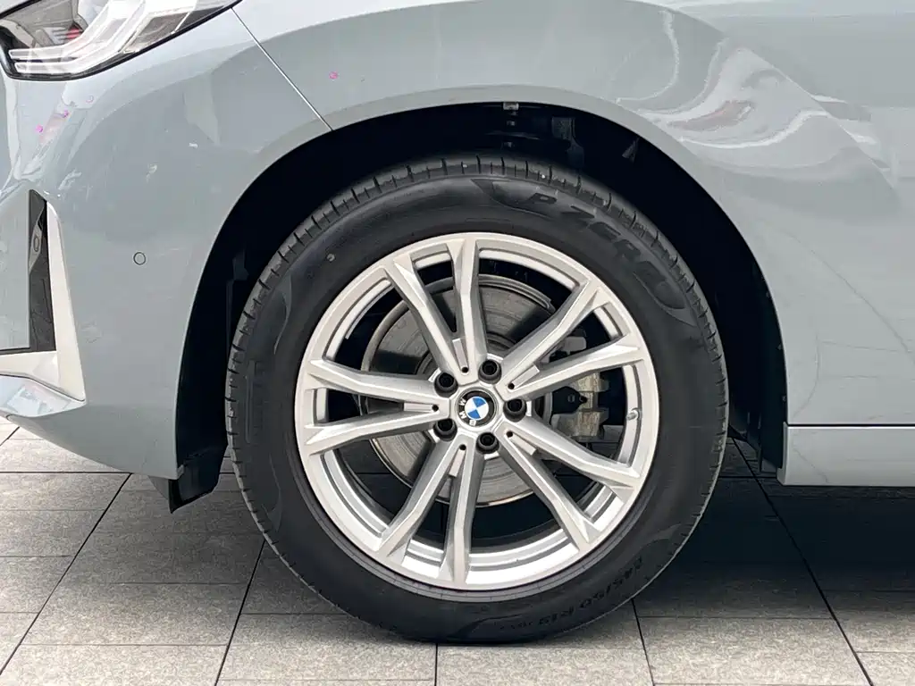 BMW X3 — миниатюра 9