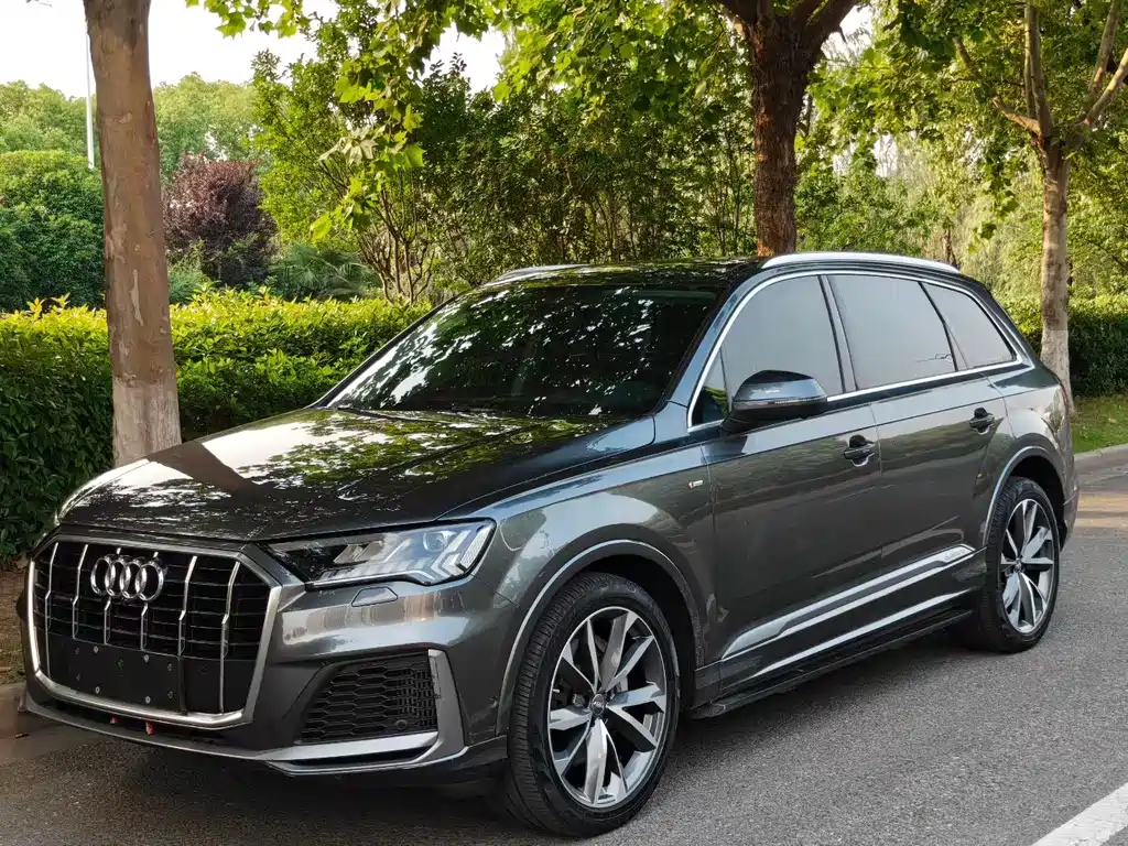 Audi Q7 2020 55 TFSI quattro S line Sport