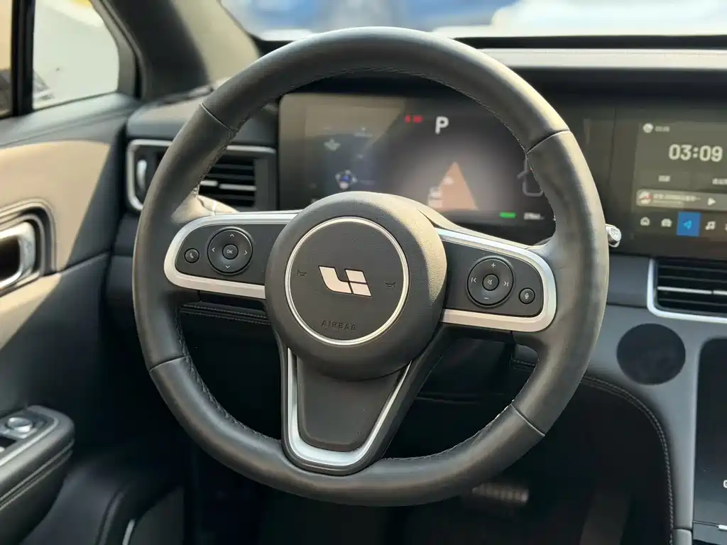 Li Auto Li ONE — миниатюра 2