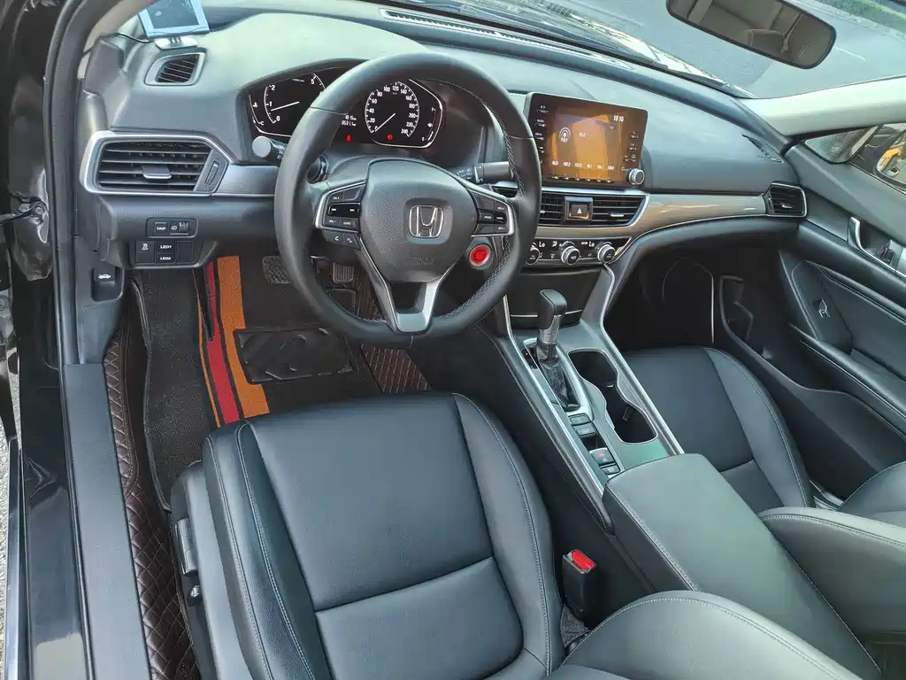 Honda Accord — миниатюра 13