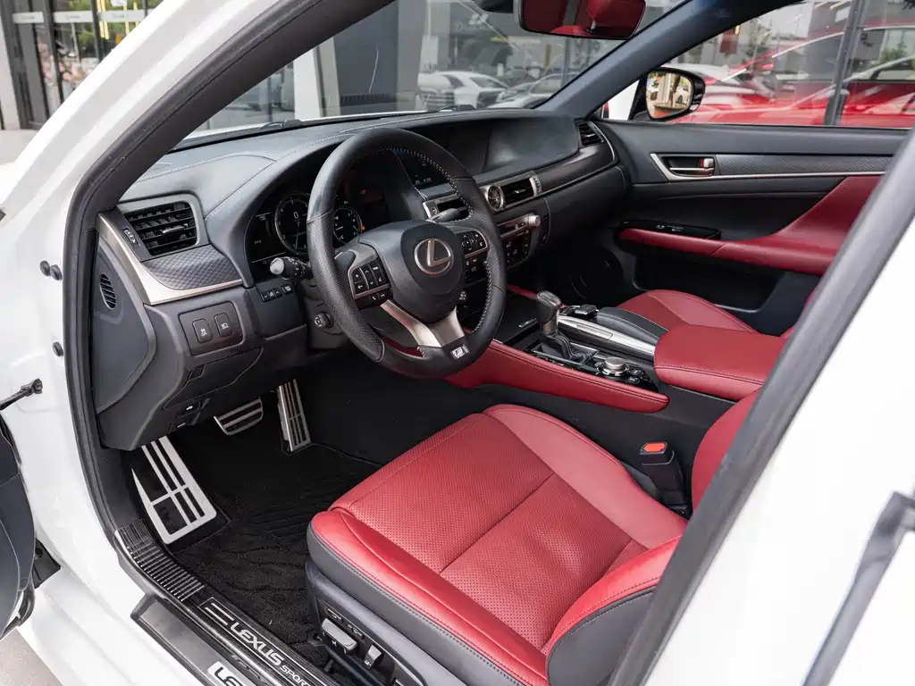 Lexus GS — миниатюра 9