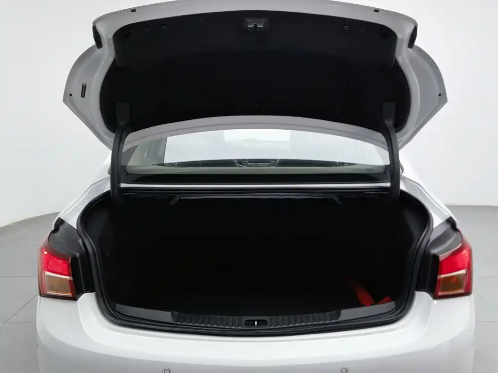 Buick Verano — миниатюра 16