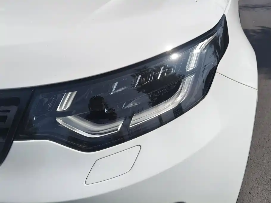 Land Rover Discovery — миниатюра 5