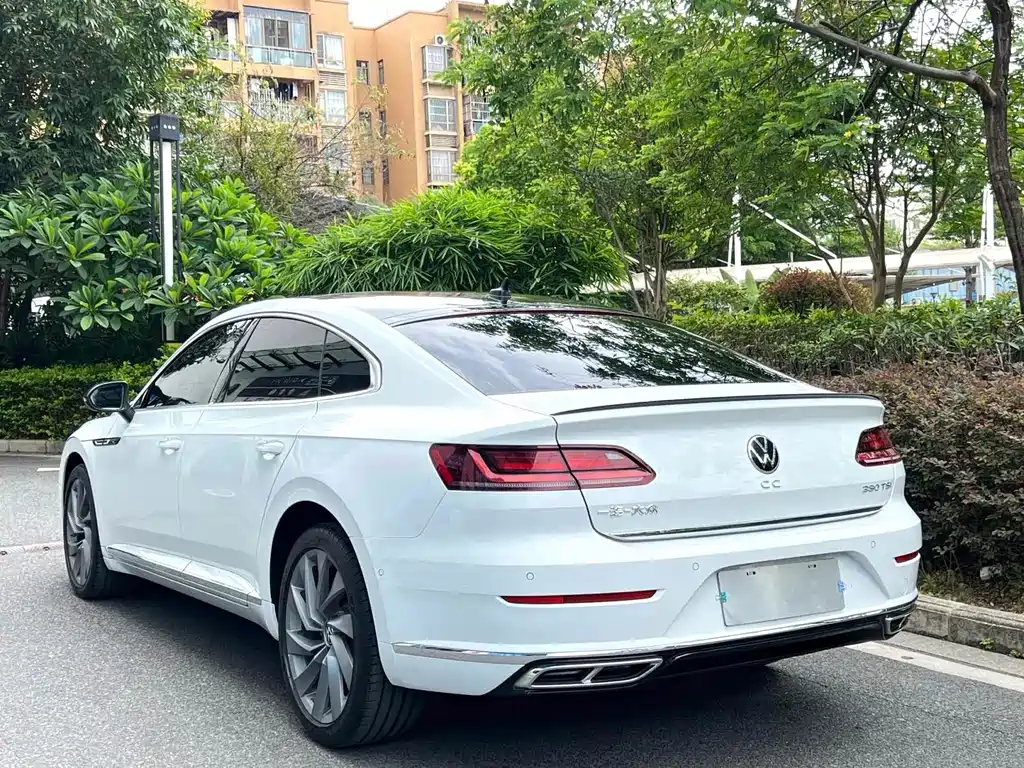 Volkswagen CC — миниатюра 9