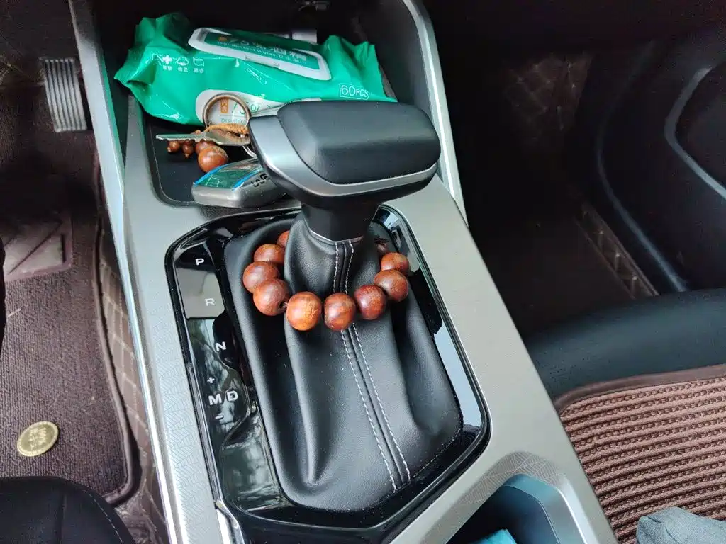 Geely Emgrand — миниатюра 15