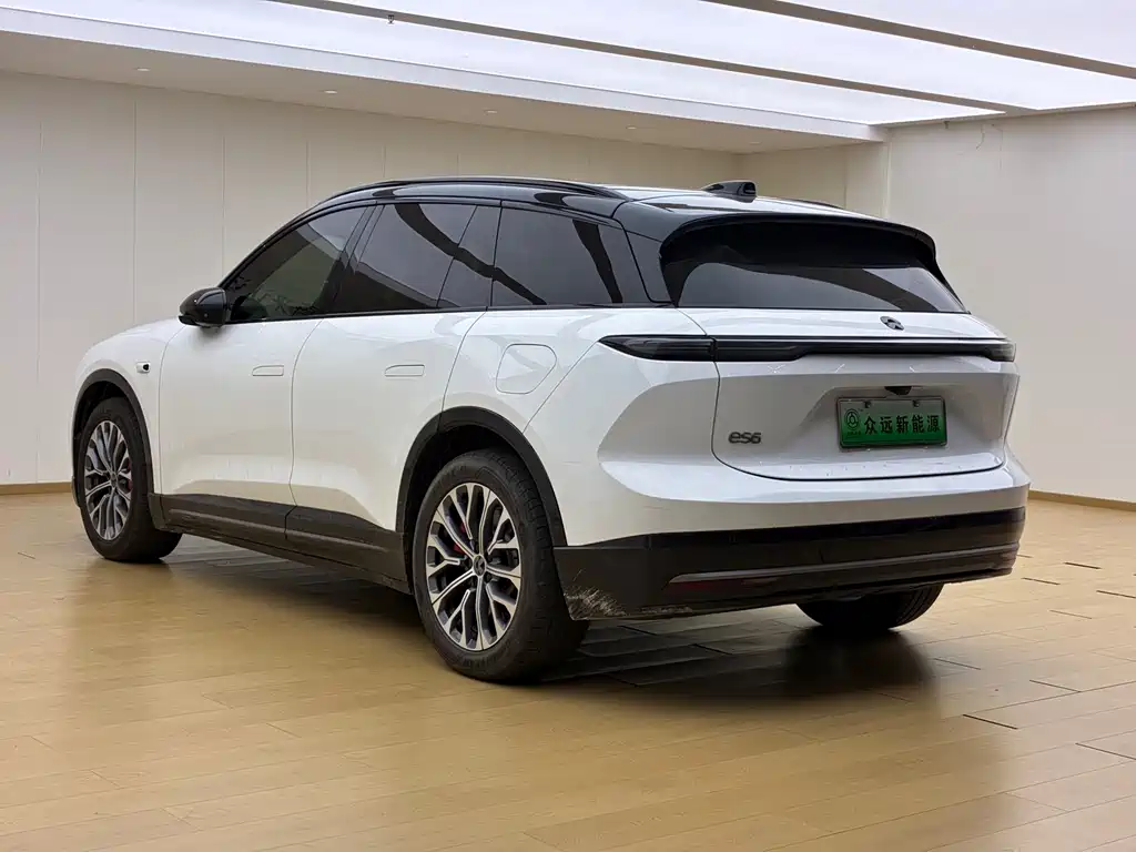 NIO ES6 — миниатюра 9