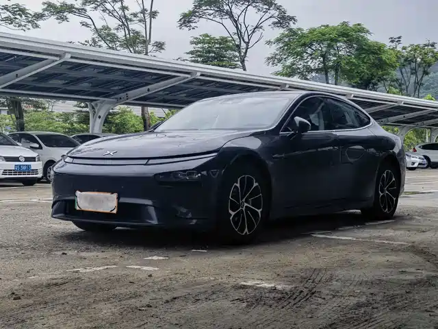 XPeng P7