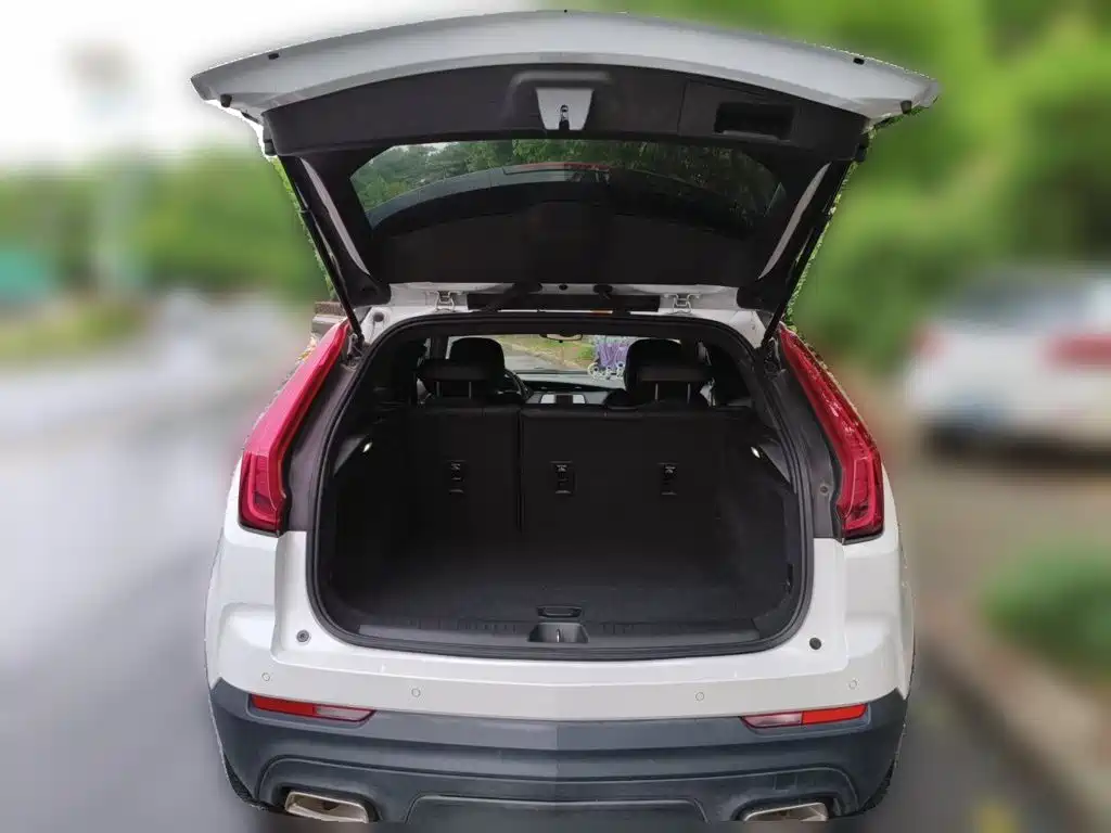 Cadillac XT4 — миниатюра 10