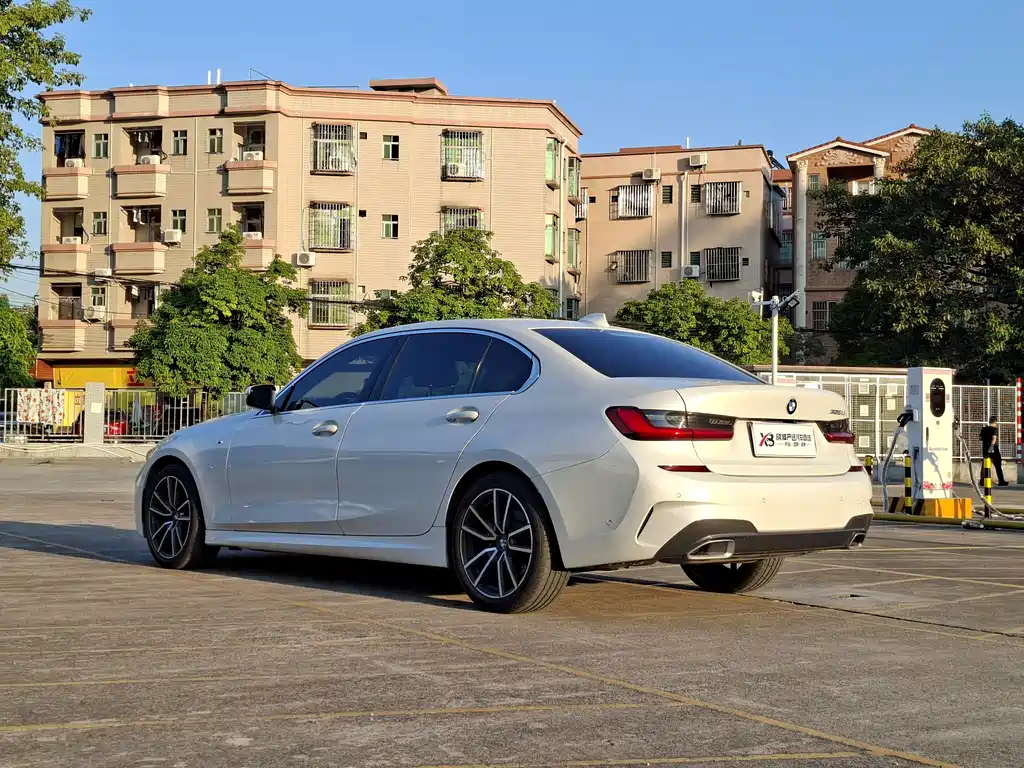BMW 3 Series — миниатюра 5