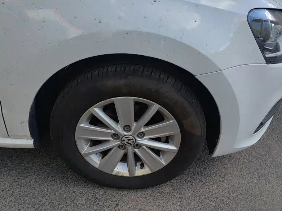 Volkswagen Polo — миниатюра 6