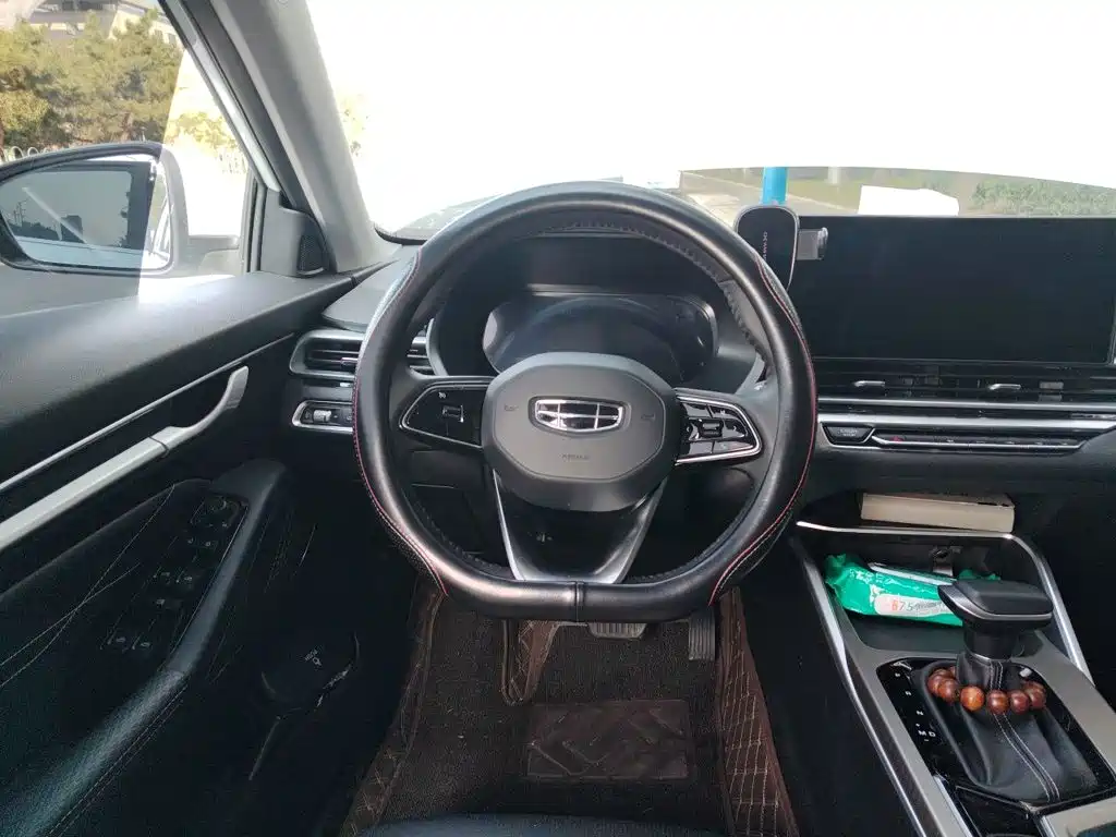 Geely Emgrand — миниатюра 11