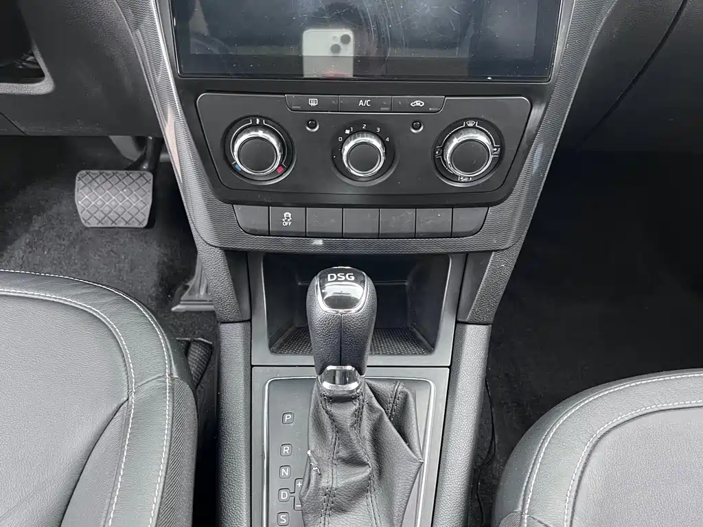 Skoda Yeti — миниатюра 14
