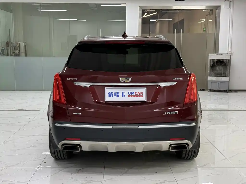 Cadillac XT5 — миниатюра 5
