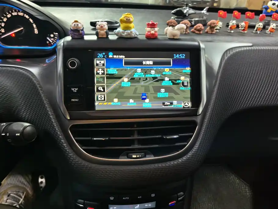 Peugeot 2008 — миниатюра 13