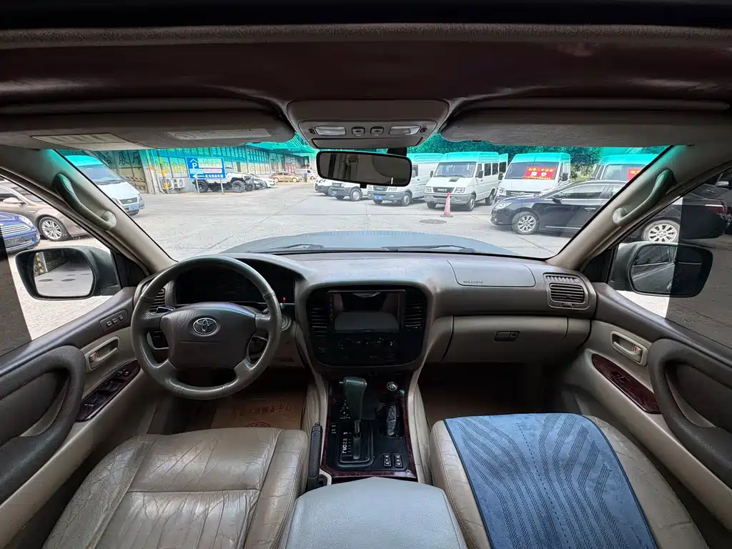 Toyota Land Cruiser — миниатюра 15
