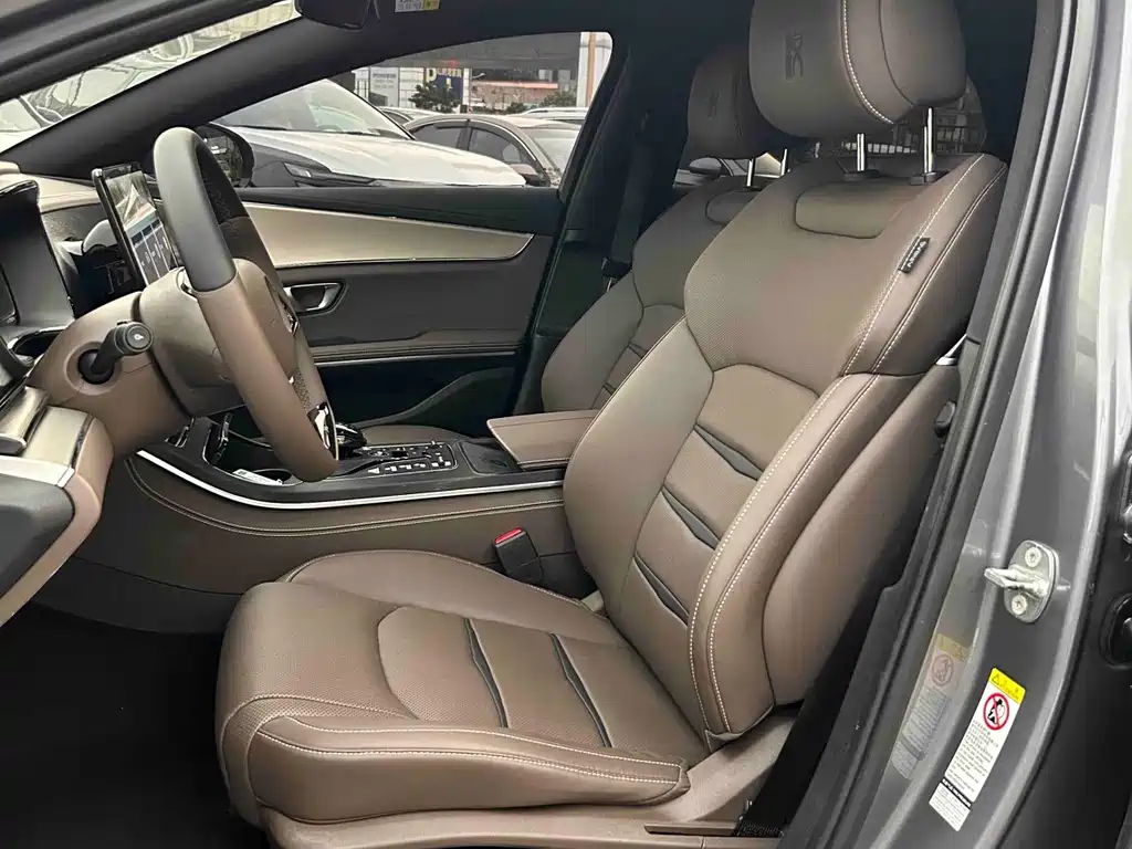 BYD Han — миниатюра 8