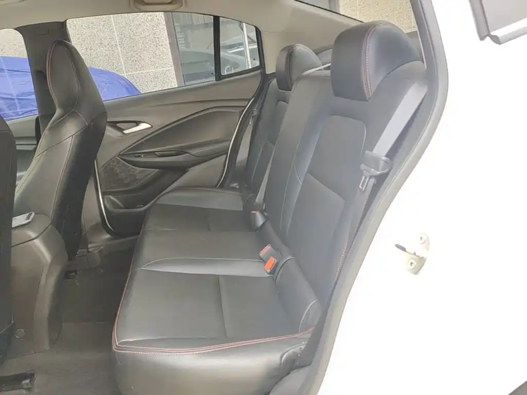 Chevrolet Cavalier — миниатюра 17
