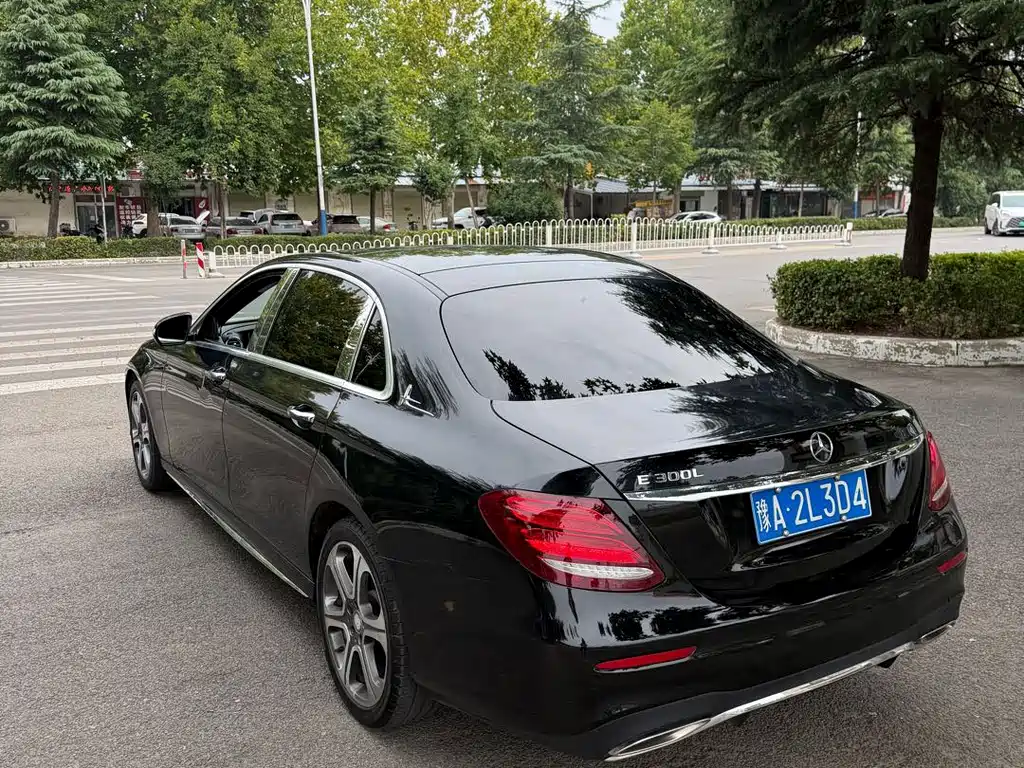 Mercedes-Benz E-Class E 2017 E 300 Sport