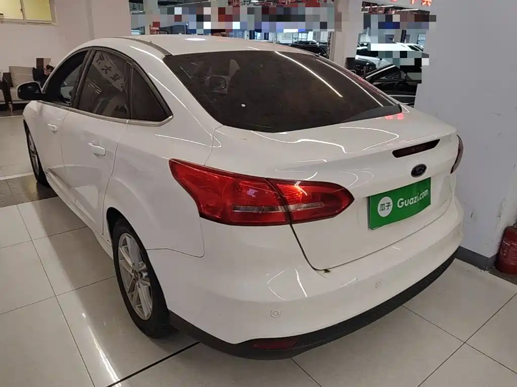 Ford Focus — миниатюра 5