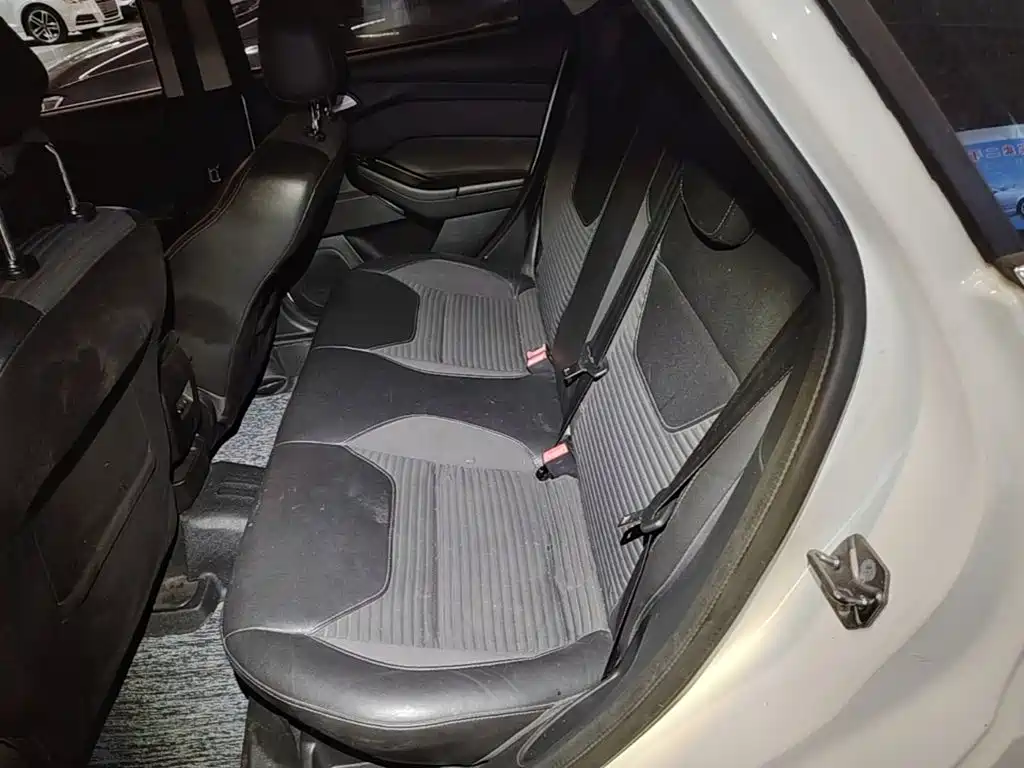 Ford Focus — миниатюра 17
