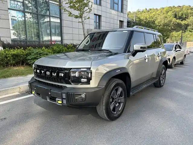 JIETU JET TRAVELER 2024