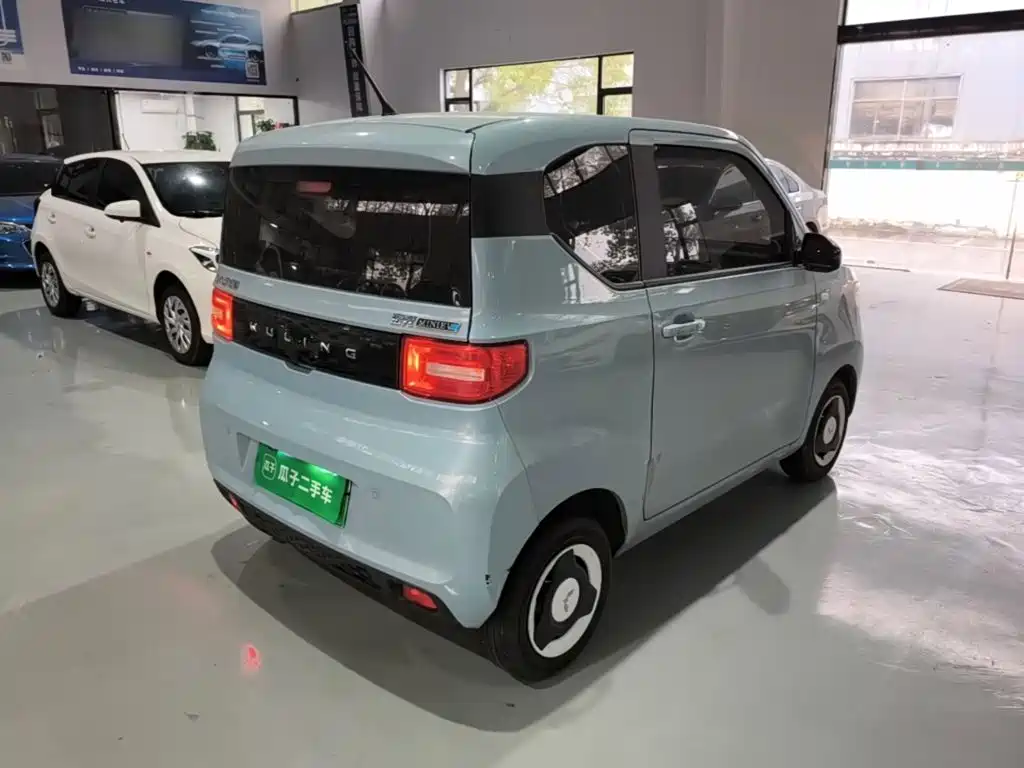 Wuling MINIEV — миниатюра 7