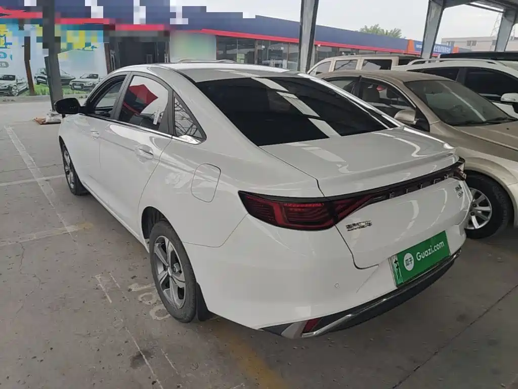 Geely L HiP — миниатюра 5