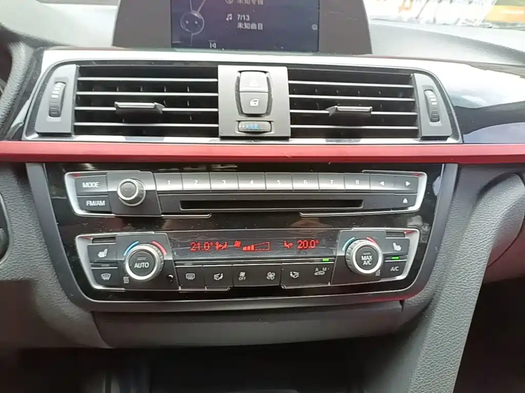 BMW 4 Series — миниатюра 13