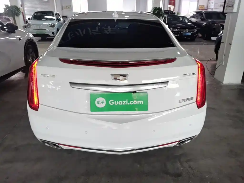 Cadillac XTS — миниатюра 6