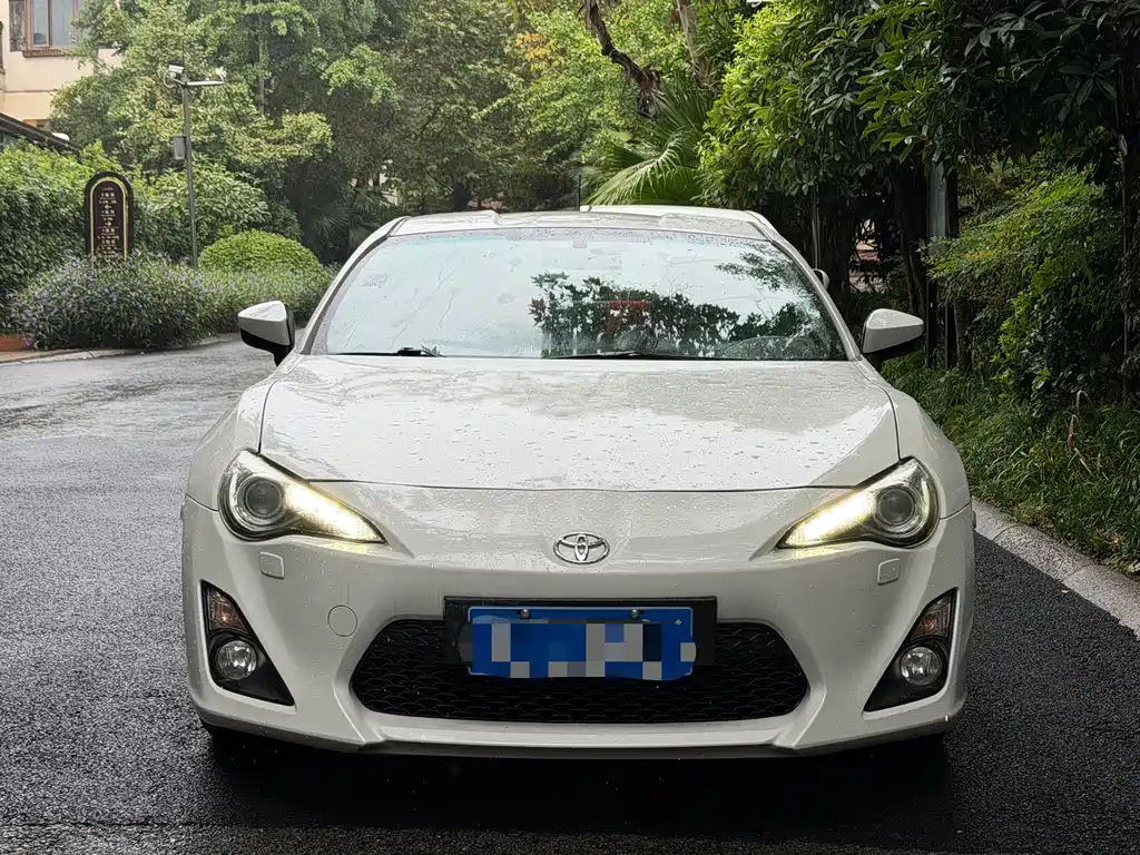 Toyota 86 — миниатюра 2