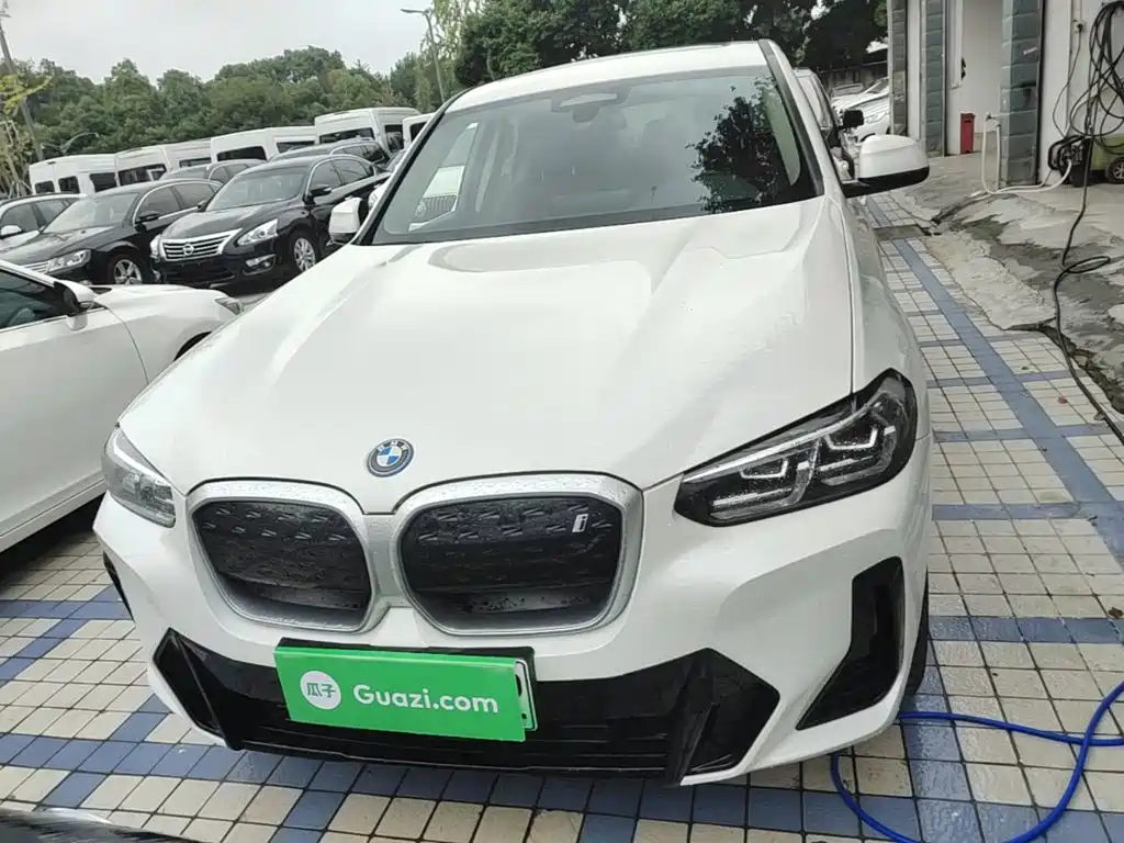 BMW iX3 — миниатюра 3