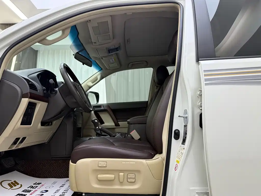 Toyota Prado (Import) — миниатюра 4