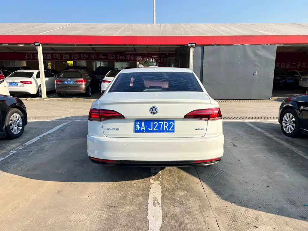 Volkswagen Bora — миниатюра 14