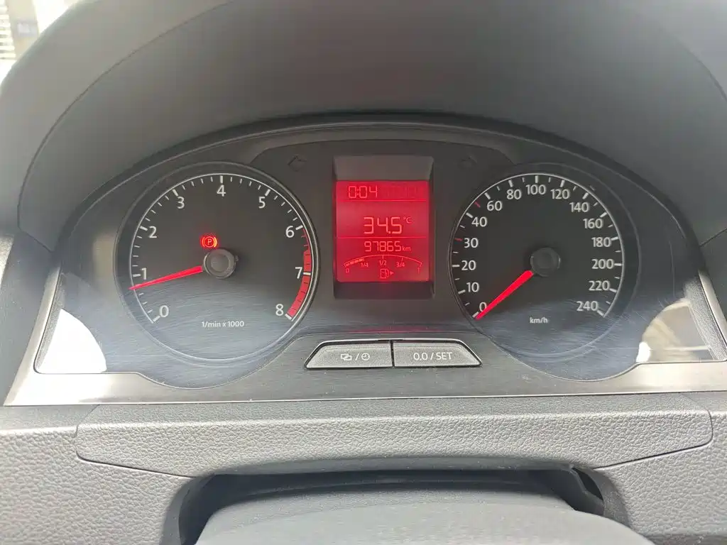 Volkswagen Santana — миниатюра 12