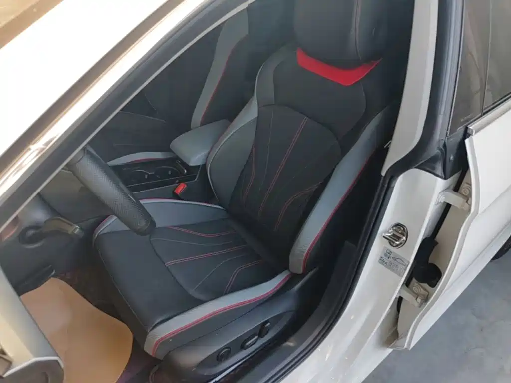 Volkswagen Lamando — миниатюра 15